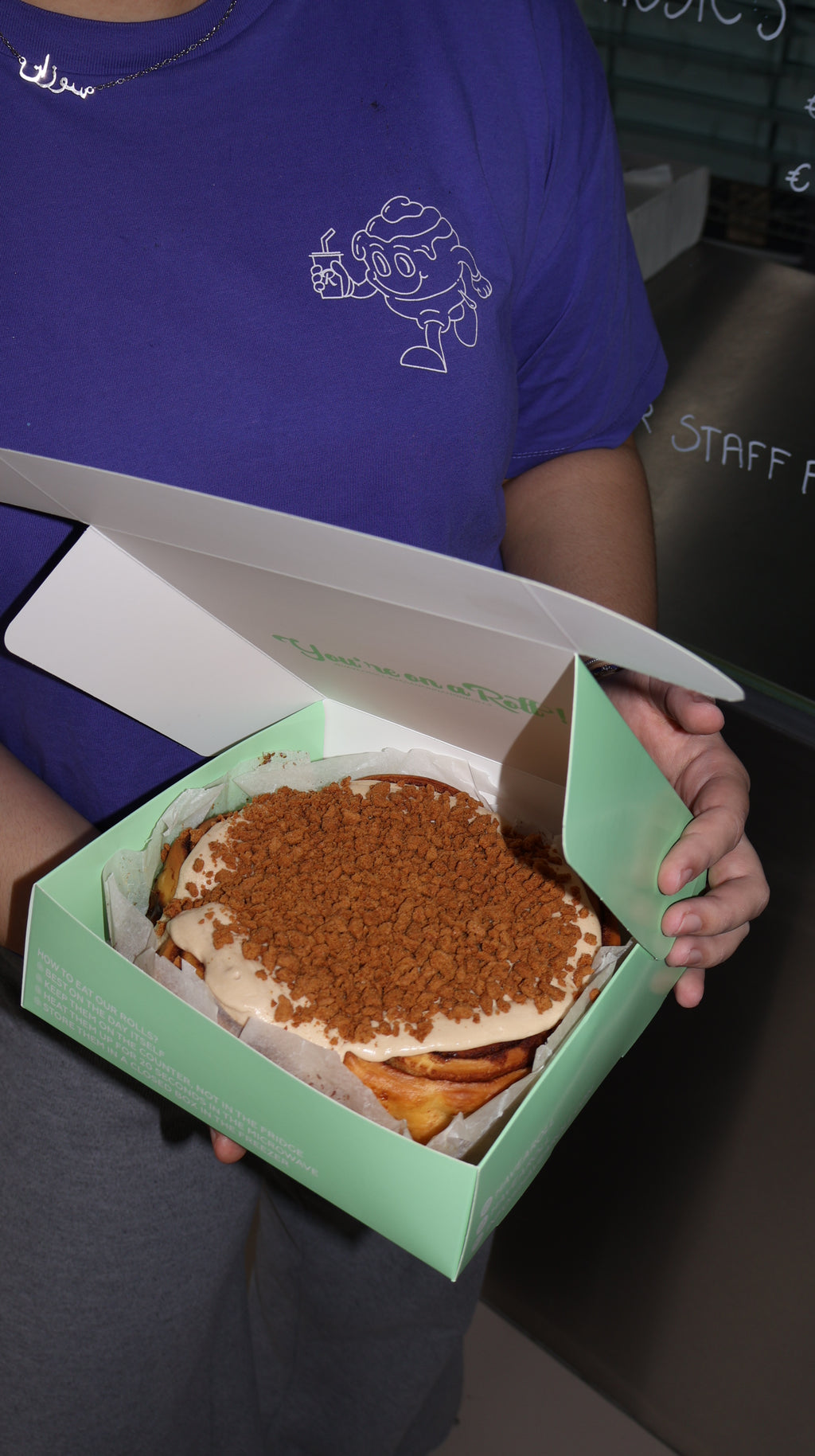 CINNAMON ROLL PIE